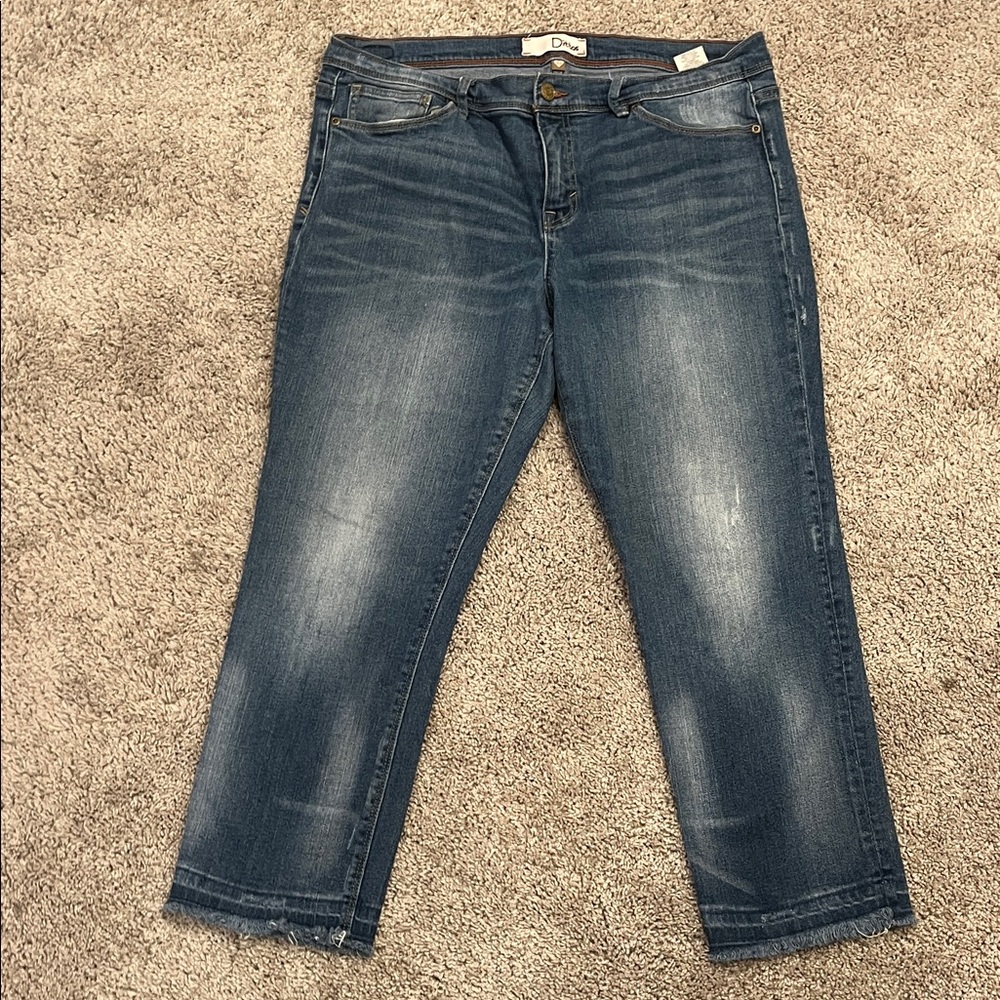 Dittos Cropped Faded Jeans 32"